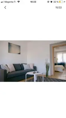 Ein Sitzbereich in der Unterkunft Spacious 2Rooms in the Center