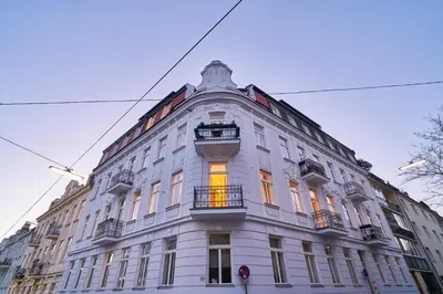 Das Gebäude in dem sich die Ferienwohnung befindet