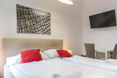 Ein Bett oder Betten in einem Zimmer der Unterkunft Comfortable 1BR Apt In Perfect Location