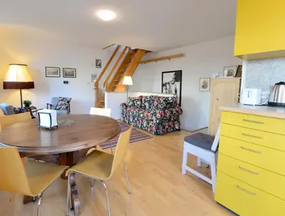 Küche/Küchenzeile in der Unterkunft House With Courtyard & Parking Close To Stadtpark