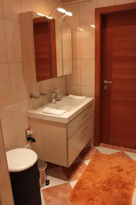 Ein Badezimmer in der Unterkunft Gästehaus Anita