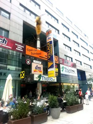 Das Gebäude in dem sich die Pension befindet