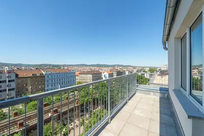 Ein Balkon oder eine Terrasse in der Unterkunft Skyflats Vienna - Belle View