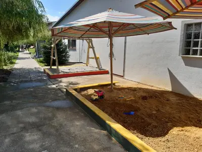 Ein Garten an der Unterkunft Haus56