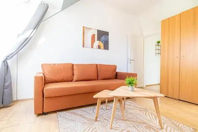 Ein Sitzbereich in der Unterkunft Lovely 2BR Apt-Near Bahnhof Rennweg & Belvedere