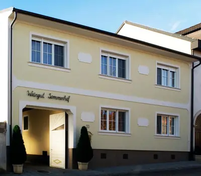 Das Gebäude in dem sich das Privatzimmer befindet