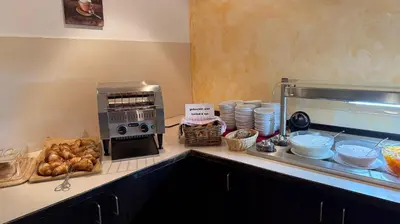 Küche/Küchenzeile in der Unterkunft G&K Hotel