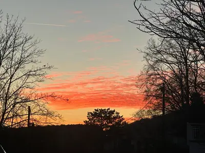 Blick auf den Sonnenuntergang/Sonnenaufgang von der Ferienwohnung aus oder aus der Nähe