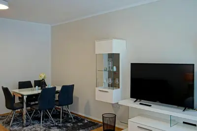 TV/Unterhaltungsangebot in der Unterkunft English Theater Apartment at Rathaus