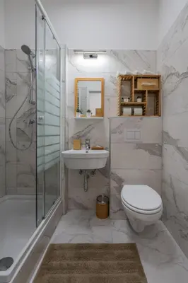 Ein Badezimmer in der Unterkunft Radiant Premium Apartments - Fünfhaus