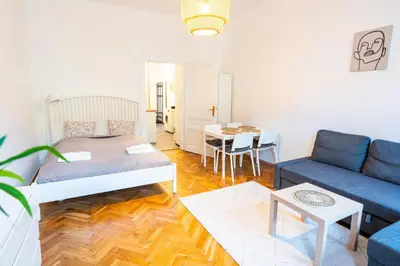 Ein Bett oder Betten in einem Zimmer der Unterkunft Vienna City Apartment Traisengasse