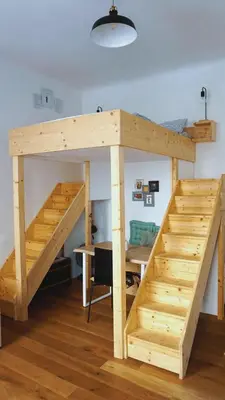 Ein Etagenbett oder Etagenbetten in einem Zimmer der Unterkunft Apartment mit Balkon