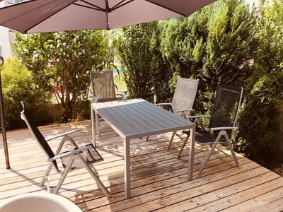 Ein Patio oder anderer Außenbereich in der Unterkunft GARDEN Apartment PLUS private Beach