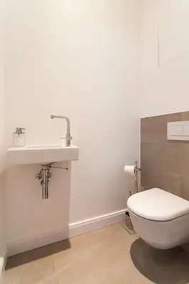 Ein Badezimmer in der Unterkunft easy-flat Belvedere - Central Apartments with AC