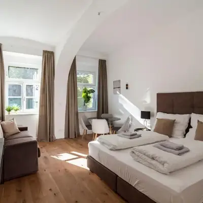 easy-flat Belvedere - Central Apartments with AC