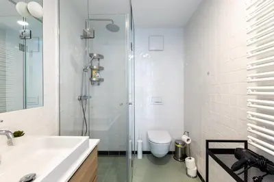 Ein Badezimmer in der Unterkunft Julius 28 - Perfect Stay at Vienna's Central Charm