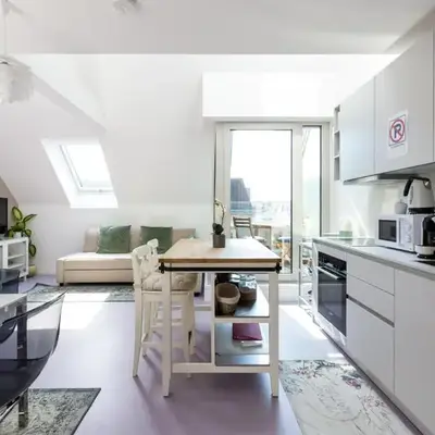 Julius 28 - Perfect Stay at Vienna's Central Charm