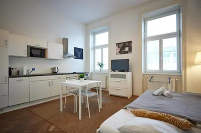 Grundriss der Unterkunft Nice Studio Close To Metro II