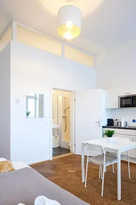 Grundriss der Unterkunft Nice Studio Close To Metro II