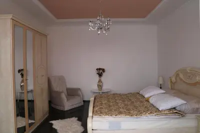 Ein Bett oder Betten in einem Zimmer der Unterkunft The Lakehouse Villa Neusiedl am See Wienerstraße 8