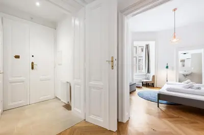 Ein Bett oder Betten in einem Zimmer der Unterkunft KH Apartments Stephansplatz
