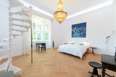 Ein Bett oder Betten in einem Zimmer der Unterkunft Schloss Schönau