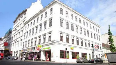 Das Gebäude in dem sich das Bed & Breakfast befindet