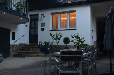 Das Gebäude in dem sich die Ferienwohnung befindet