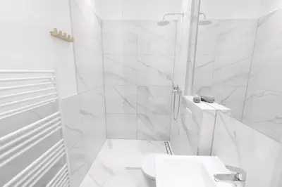 Ein Badezimmer in der Unterkunft Vienna City Apartments - Metro 1160 Vienna