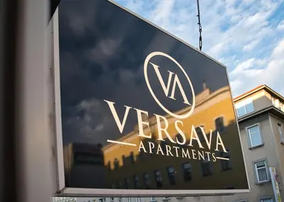Ein Zertifikat, Auszeichnung, Logo oder anderes Dokument, das in der Unterkunft Versava Apartments ausgestellt ist