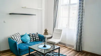 Ein Sitzbereich in der Unterkunft Sweet 2BR Apt, Near Schloss Belvedere & Rennweg