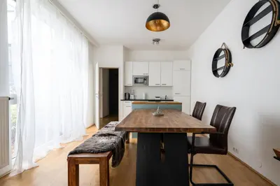 Küche/Küchenzeile in der Unterkunft Sweet Home Vienna Townhouse