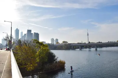 Blick auf einen Fluss in der Nähe der Ferienwohnung