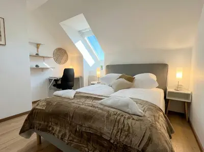 Grundriss der Unterkunft Modern 3-Bedroom Apartment with Balcony near Belvedere Palace