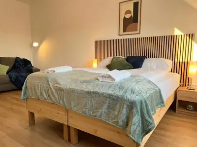 Grundriss der Unterkunft Modern 3-Bedroom Apartment with Balcony near Belvedere Palace