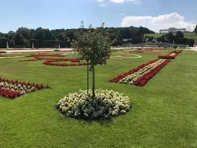 Ein Garten an der Unterkunft Apartment Villa Penzing