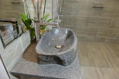 Ein Badezimmer in der Unterkunft Auszeit Vienna Wellness Apartment