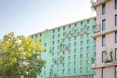 Das Gebäude in dem sich das Hotel befindet