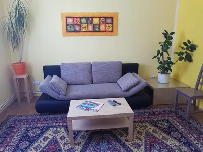 Ein Sitzbereich in der Unterkunft Garden Apartment Donau-City (P&R)