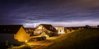 Das Gebäude in dem sich die Ferienwohnung befindet