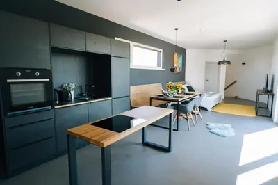 Küche/Küchenzeile in der Unterkunft Wave Penthouses