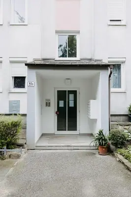 Eine Fassade oder ein Eingang zu Ferienwohnung Dado