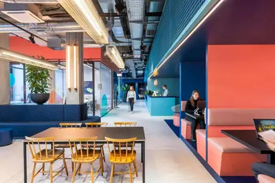 Ein Sitzbereich in der Unterkunft The Social Hub Vienna
