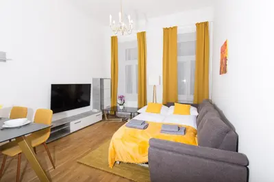 TV/Unterhaltungsangebot in der Unterkunft Rosenstein Apartments by Family & Home