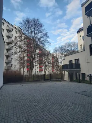 Das Gebäude in dem sich die Ferienwohnung befindet