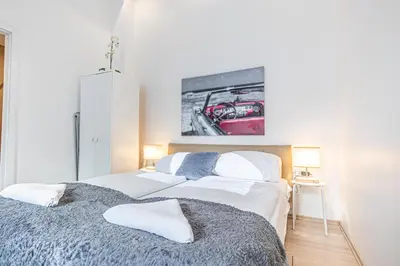 Ein Bett oder Betten in einem Zimmer der Unterkunft Brilliant 1BR Apt - Perfect for short & Longstays