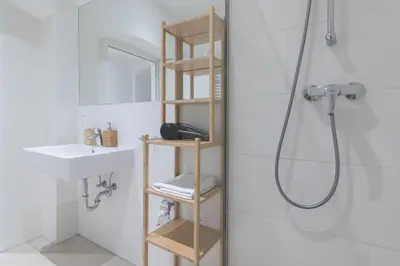 Ein Badezimmer in der Unterkunft Yeshello Belvedere Apartment