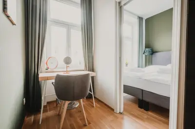 Ein Bett oder Betten in einem Zimmer der Unterkunft ZEUS Design Apartments Lovely Home Vienna