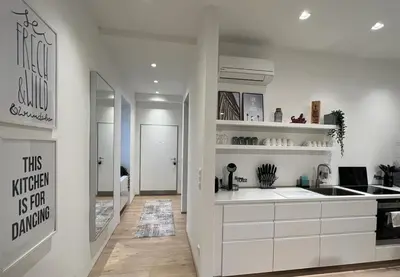 Küche/Küchenzeile in der Unterkunft Lieblingsplatz Neusiedl - Modern Stylish Apartments - Free Parking Burgenland Card - 10 min to Designer Outlet Parndorf and Lake Neusiedl