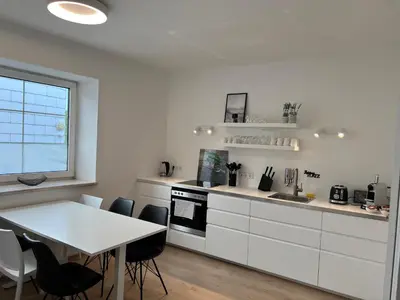Küche/Küchenzeile in der Unterkunft Lieblingsplatz Neusiedl - Modern Stylish Apartments - Free Parking Burgenland Card - 10 min to Designer Outlet Parndorf and Lake Neusiedl